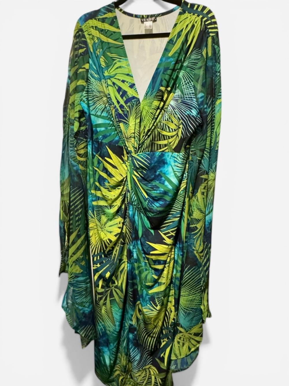 VENUS Plus Tropical Palm Print Flowy Sleeves Maxi Dress🌴 - Picture 3 of 10